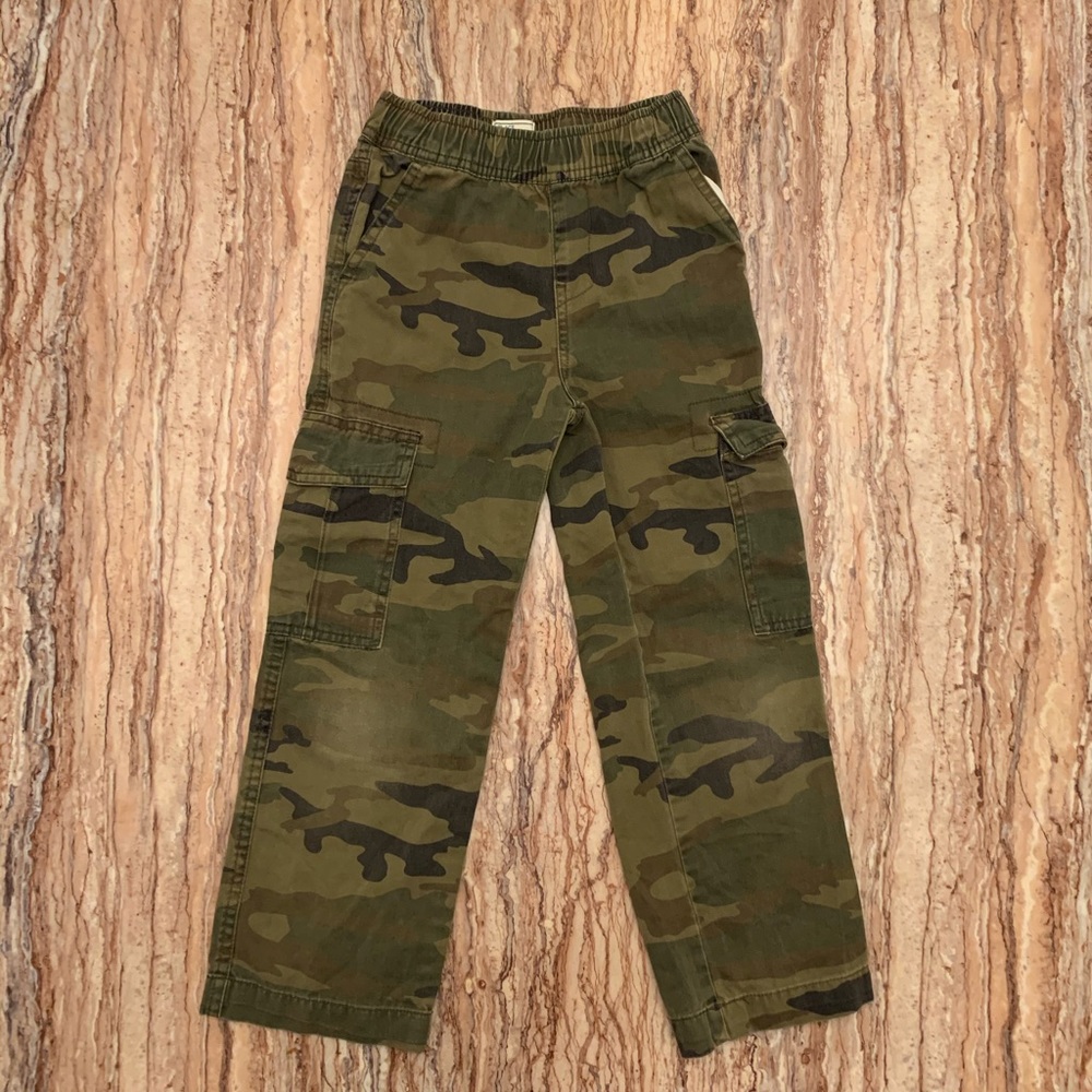 Children’s Place Camo Cargo Pants Size 6